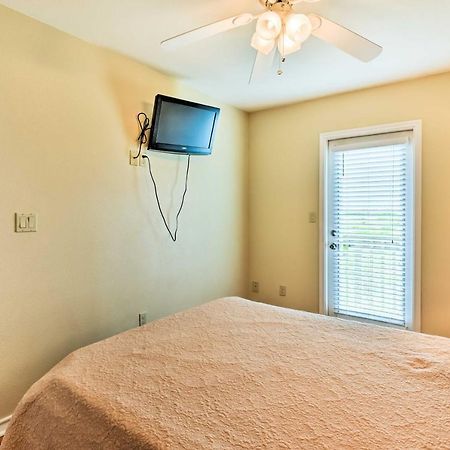 Spacious Port Aransas Condo Near Beach And Golfing 외부 사진